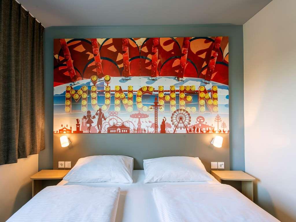 City-west Hotel